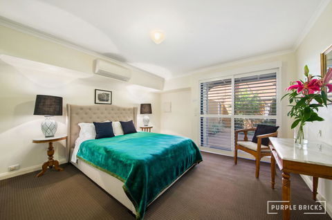Spacious Central Townhouse - New Castle Holiday 7