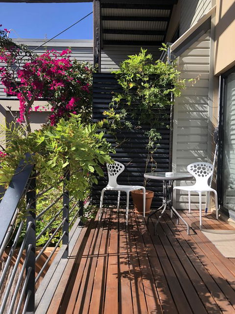 Spacious Central Townhouse - New Castle Holiday 1