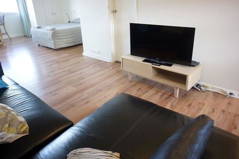 Studio 208 With Ocean Views - New Castle Holiday 9