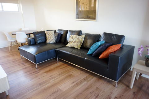 Studio 208 With Ocean Views - New Castle Holiday 1
