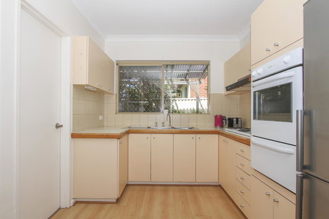 Leederville Townhouse - New Castle Holiday 2