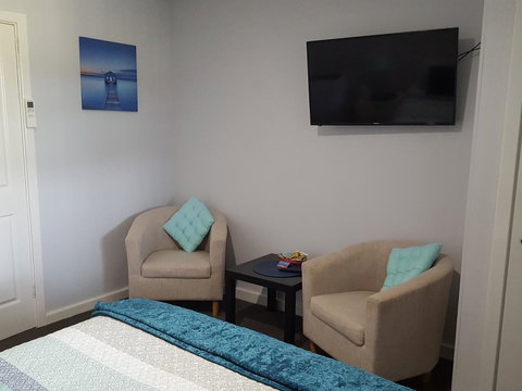 Palm Beach Bed & Breakfast - New Castle Holiday 3