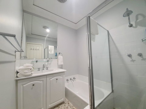 Palm Beach Bed & Breakfast - New Castle Holiday 28