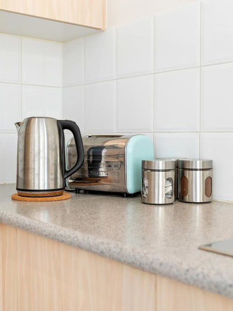 Cooper Street - New Castle Holiday 28