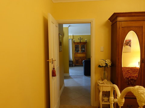 The Blacksmiths Cottage - New Castle Holiday 25