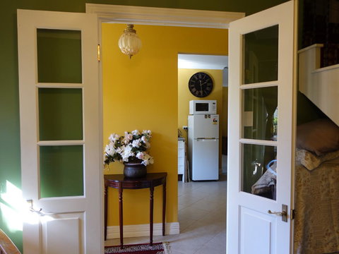 The Blacksmiths Cottage - New Castle Holiday 6