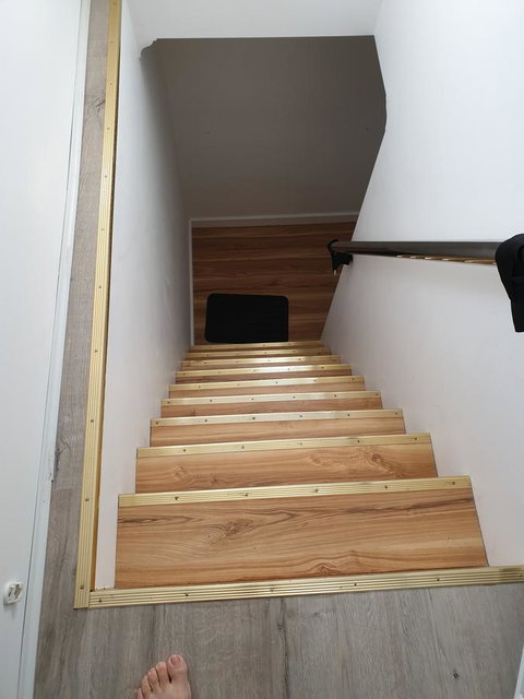 DIANELLA Budget Rooms Happy Place To Stay - New Castle Holiday 19