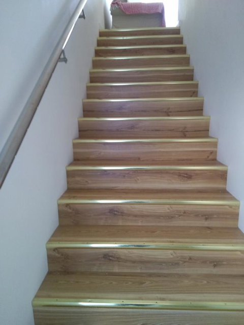 DIANELLA Budget Rooms Happy Place To Stay - New Castle Holiday 31