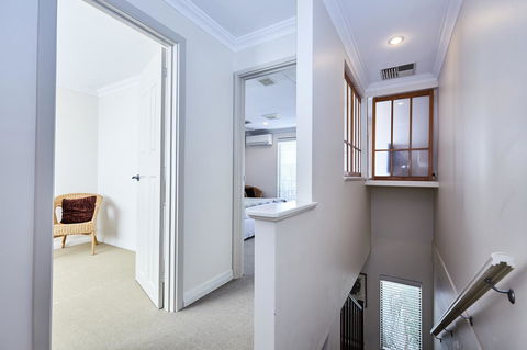 Fremantle Townhouse Unit 6 - New Castle Holiday 6