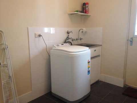 â˜… Stylish Family Home! â˜… - New Castle Holiday 23