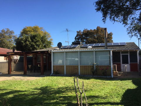 â˜… Stylish Family Home! â˜… - New Castle Holiday 26