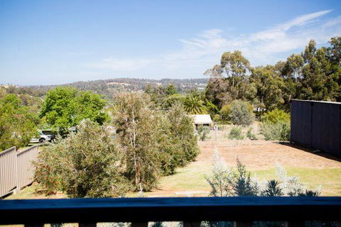 Yvonnes Rest Holiday Home - New Castle Holiday 9