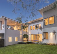 36 Thurston - New Castle Holiday