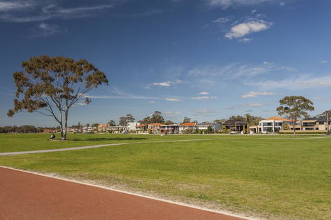 Attadale Excutive Villa - New Castle Holiday 3