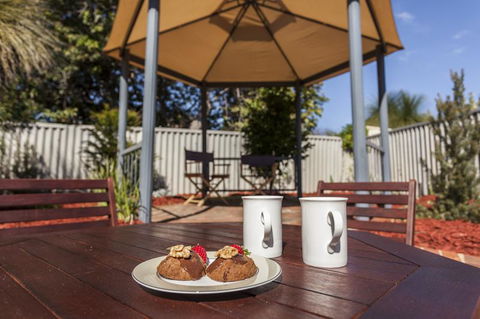 Attadale Excutive Villa - New Castle Holiday 7