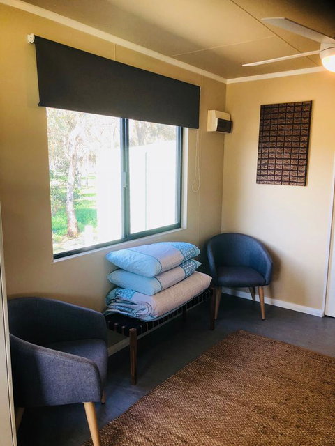 Kendenup Cottages And Lodge - New Castle Holiday 7