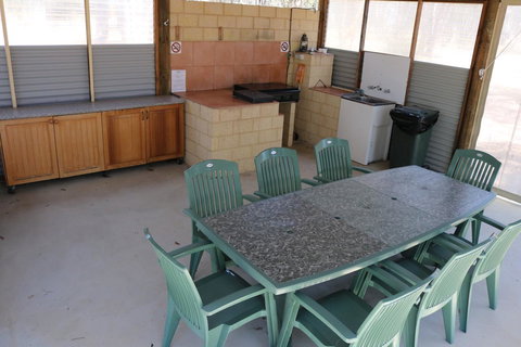 Kendenup Cottages And Lodge - New Castle Holiday 21