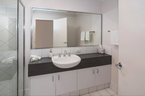 Rooftop Margaret River - New Castle Holiday 11