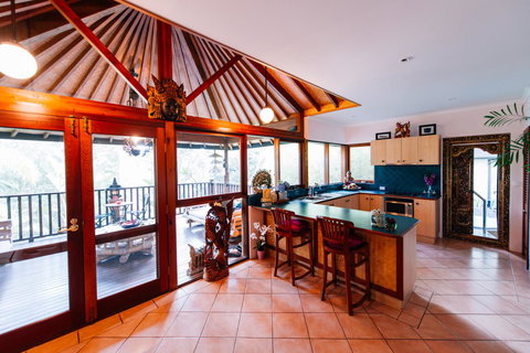 Riveresque - New Castle Holiday 7