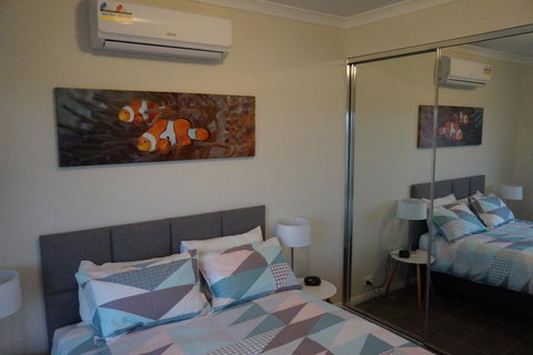 Exmouth 4 Escape - New Castle Holiday 5