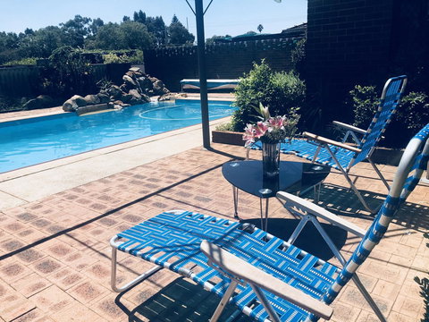 Swan Valley Rest Cottage - New Castle Holiday 17