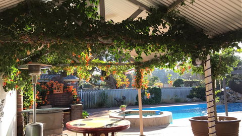 Swan Valley Rest Cottage - New Castle Holiday 0