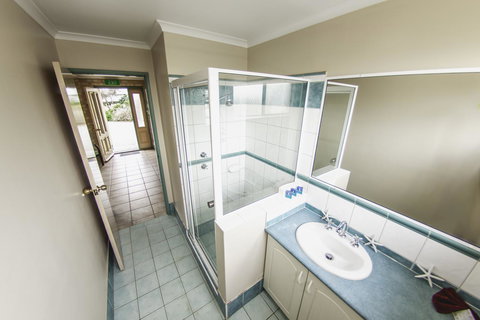 Esperance Foreshore Apartments - New Castle Holiday 37