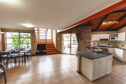 Esperance Foreshore Apartments - New Castle Holiday 41