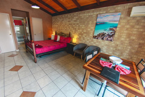 Esperance Foreshore Apartments - New Castle Holiday 4