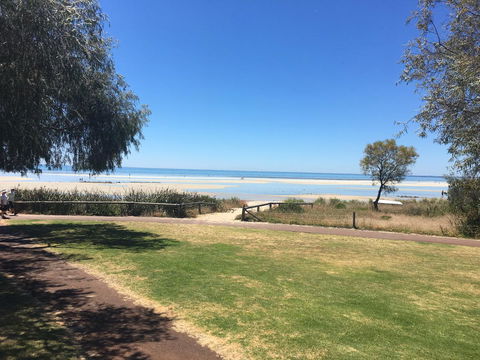 Beach House Dunsborough - New Castle Holiday 21