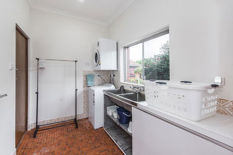 Big House Heated Pool 11 Beds Como / South Perth / Applecross - New Castle Holiday 30