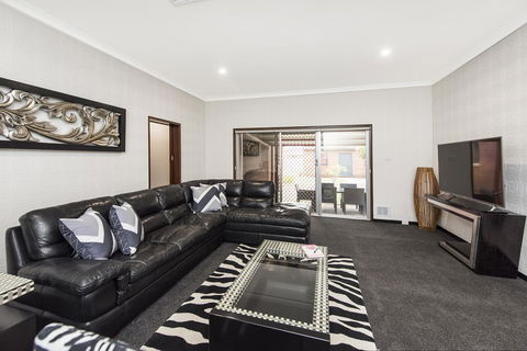 Big House Heated Pool 11 Beds Como / South Perth / Applecross - New Castle Holiday 12