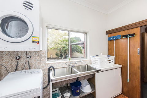 Big House Heated Pool 11 Beds Como / South Perth / Applecross - New Castle Holiday 23