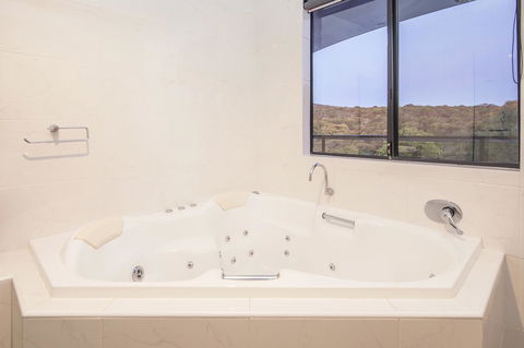 12/26 Yallingup Beach Road - New Castle Holiday 6