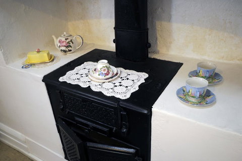 My Place Colonial Accommodation - New Castle Holiday 14