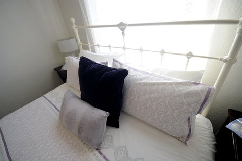 My Place Colonial Accommodation - New Castle Holiday 29