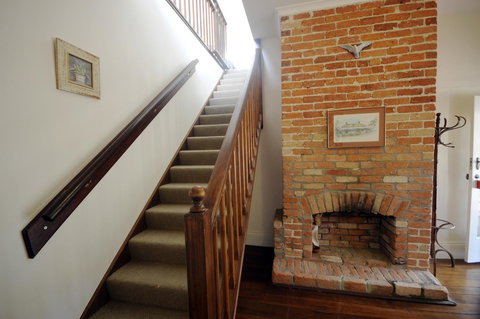 My Place Colonial Accommodation - New Castle Holiday 12