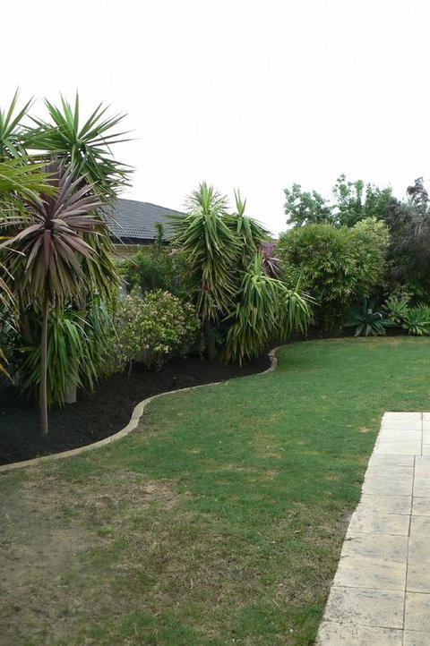 Le Boulevard - New Castle Holiday 19