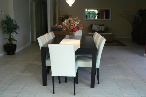 Le Boulevard - New Castle Holiday 11