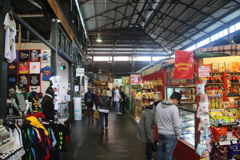 Studio 305 - New Castle Holiday 6