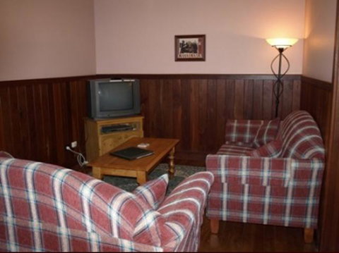 Pemberton Old Picture Theatre Holiday Apartments - New Castle Holiday 37