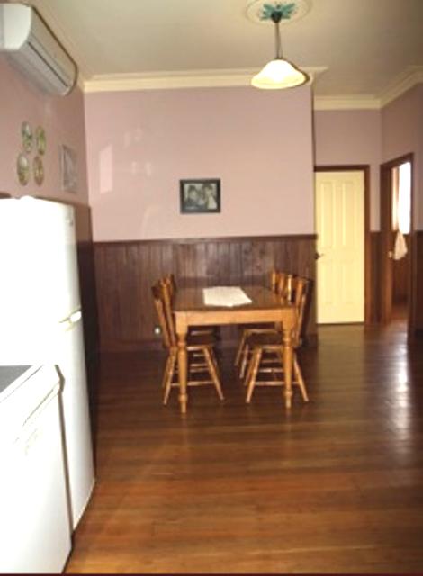 Pemberton Old Picture Theatre Holiday Apartments - New Castle Holiday 11