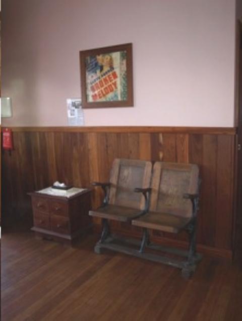 Pemberton Old Picture Theatre Holiday Apartments - New Castle Holiday 39