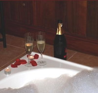 Pemberton Old Picture Theatre Holiday Apartments - New Castle Holiday