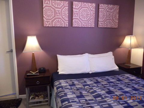 Arcadian Bed & Breakfast - New Castle Holiday 16