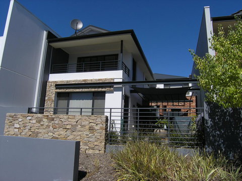 Swan Valley Townhouse - New Castle Holiday 5