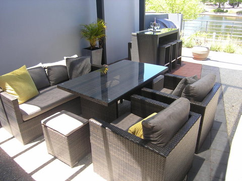 Swan Valley Townhouse - New Castle Holiday 9