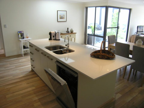 Swan Valley Townhouse - New Castle Holiday 17