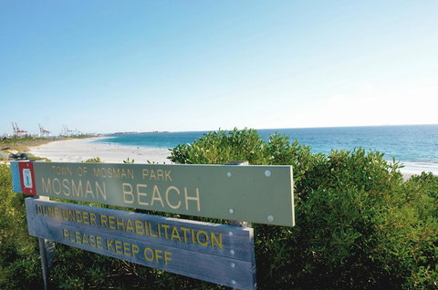 RoseMoore Bed & Breakfast - New Castle Holiday 14