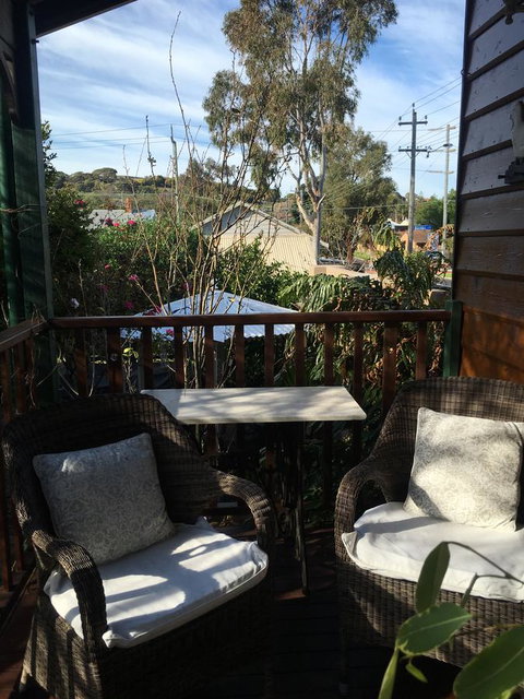 RoseMoore Bed & Breakfast - New Castle Holiday 4